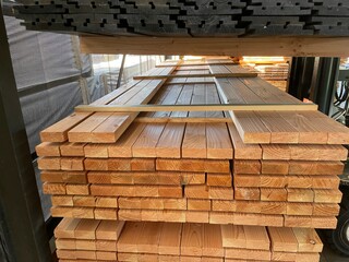 Ca. 79x Douglas Balken Geschaafd, 40x90mm, lengte 430cm